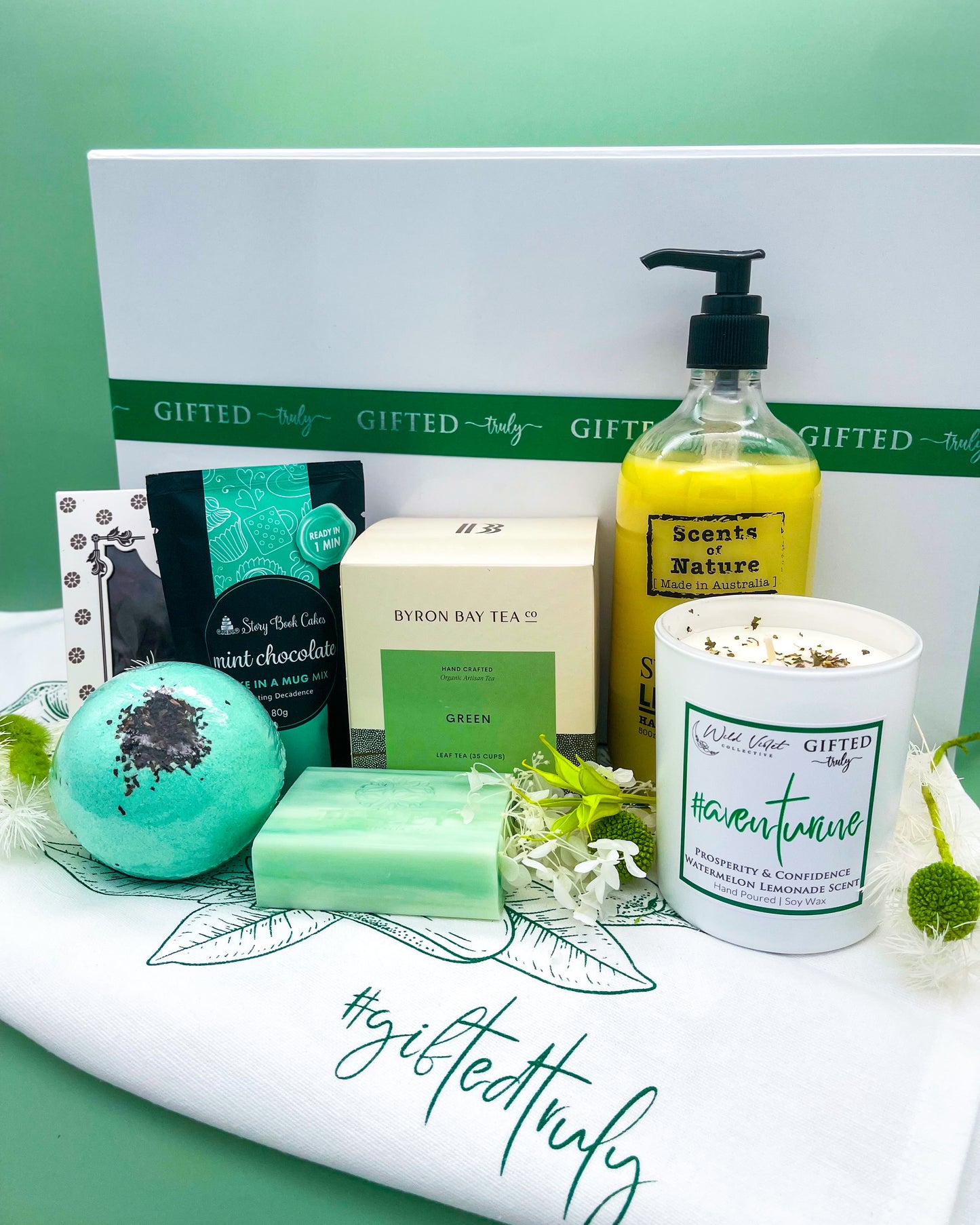 'Welcome Home' Green